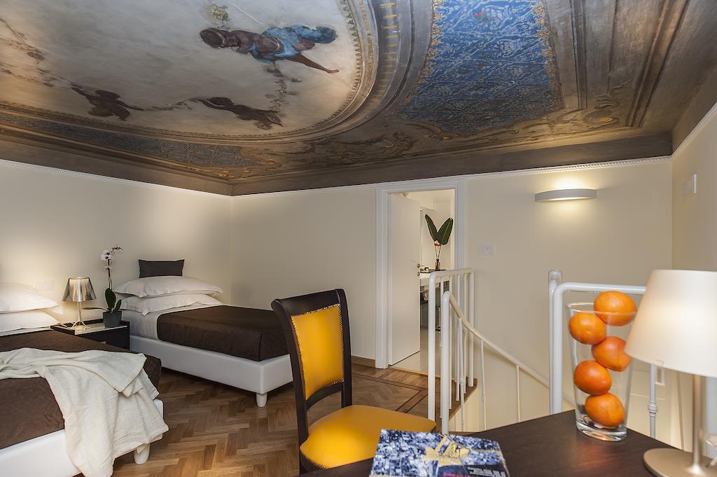 DVE Suite Roma Cameră foto