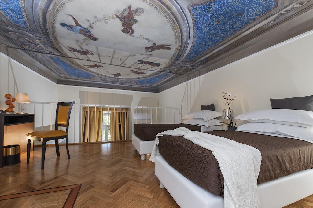 DVE Suite Roma Cameră foto